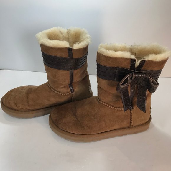 UGG Shoes - UGG Australia JOSETTE BOW Sheepskin Boots Size 7